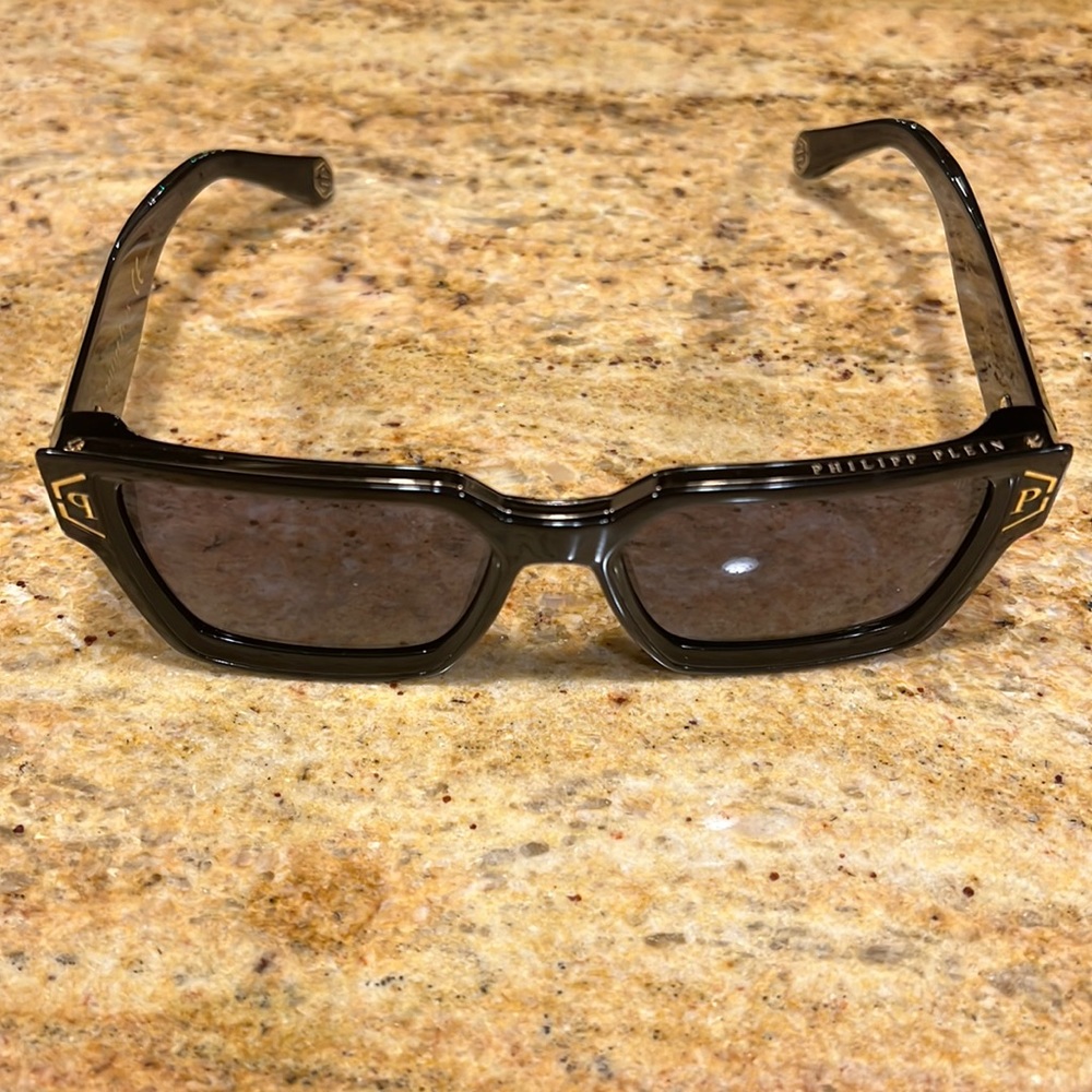 BRAND NEW PHILIPP PLEIN BRAVE SHADE SPP005 57-18-145 COL.0700 SUNGLASSES